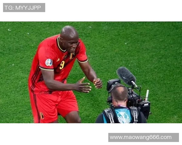 卢卡库的崛起与挑战：从天才前锋到球队核心的奋斗历程与未来展望